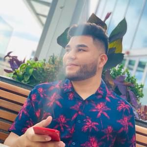 Meet your Posher, Cesar